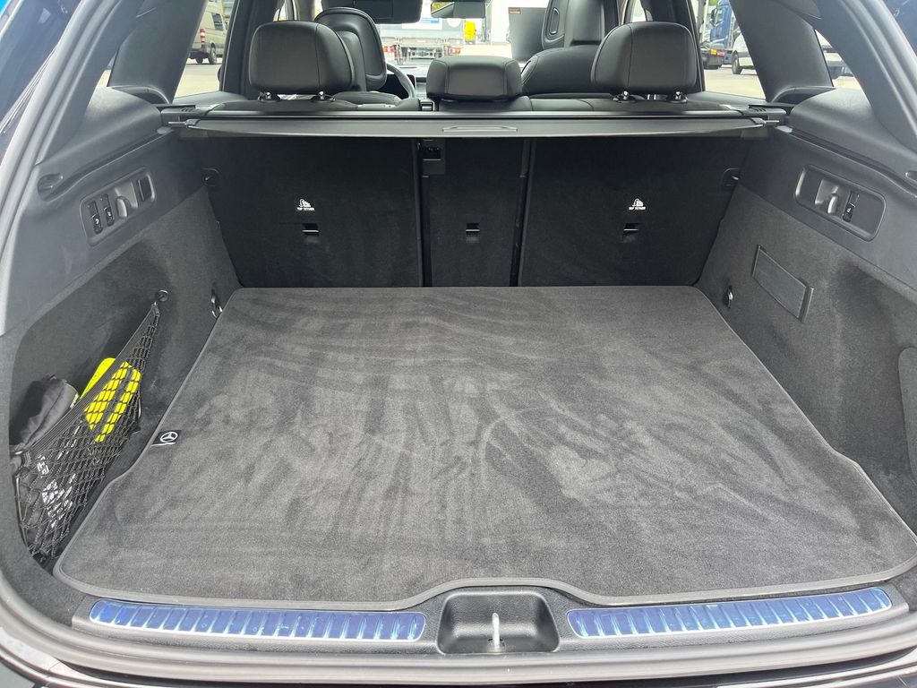 Mercedes-Benz GLC 450 2024 г. Чёрный, пробег 34081 км