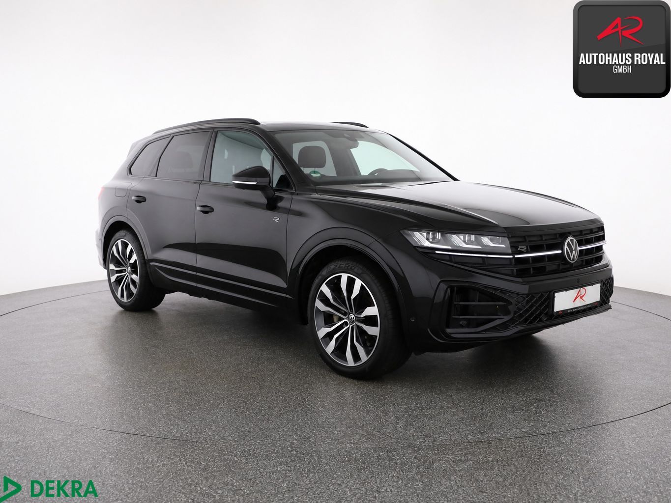 Volkswagen Touareg 2025 г. Чёрный, пробег 25337 км