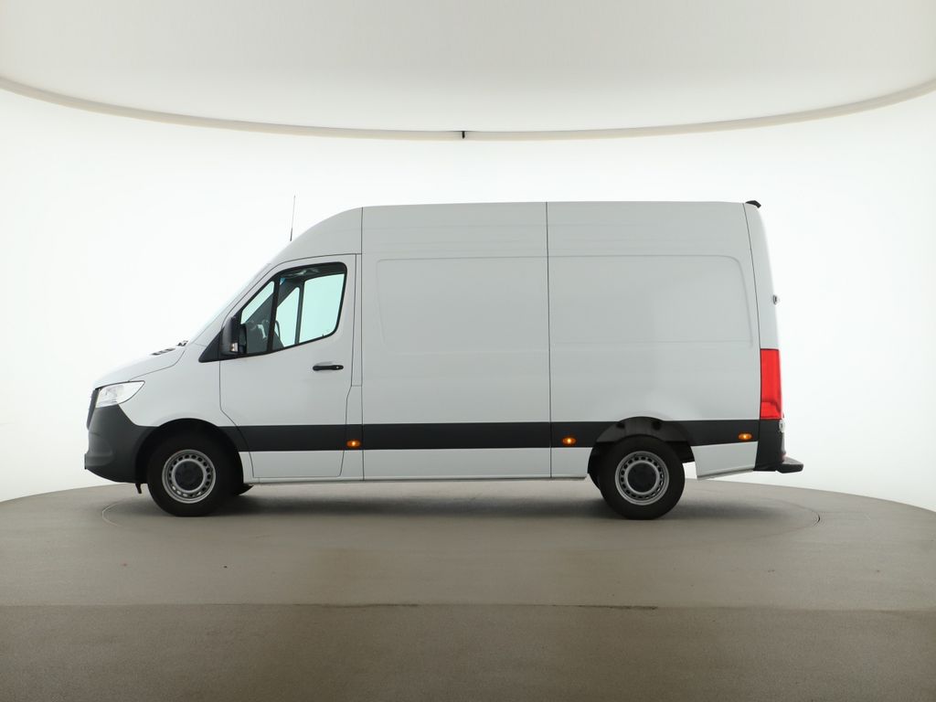 Mercedes-Benz SPRINTER 2025 г. Белый, пробег 25100 км