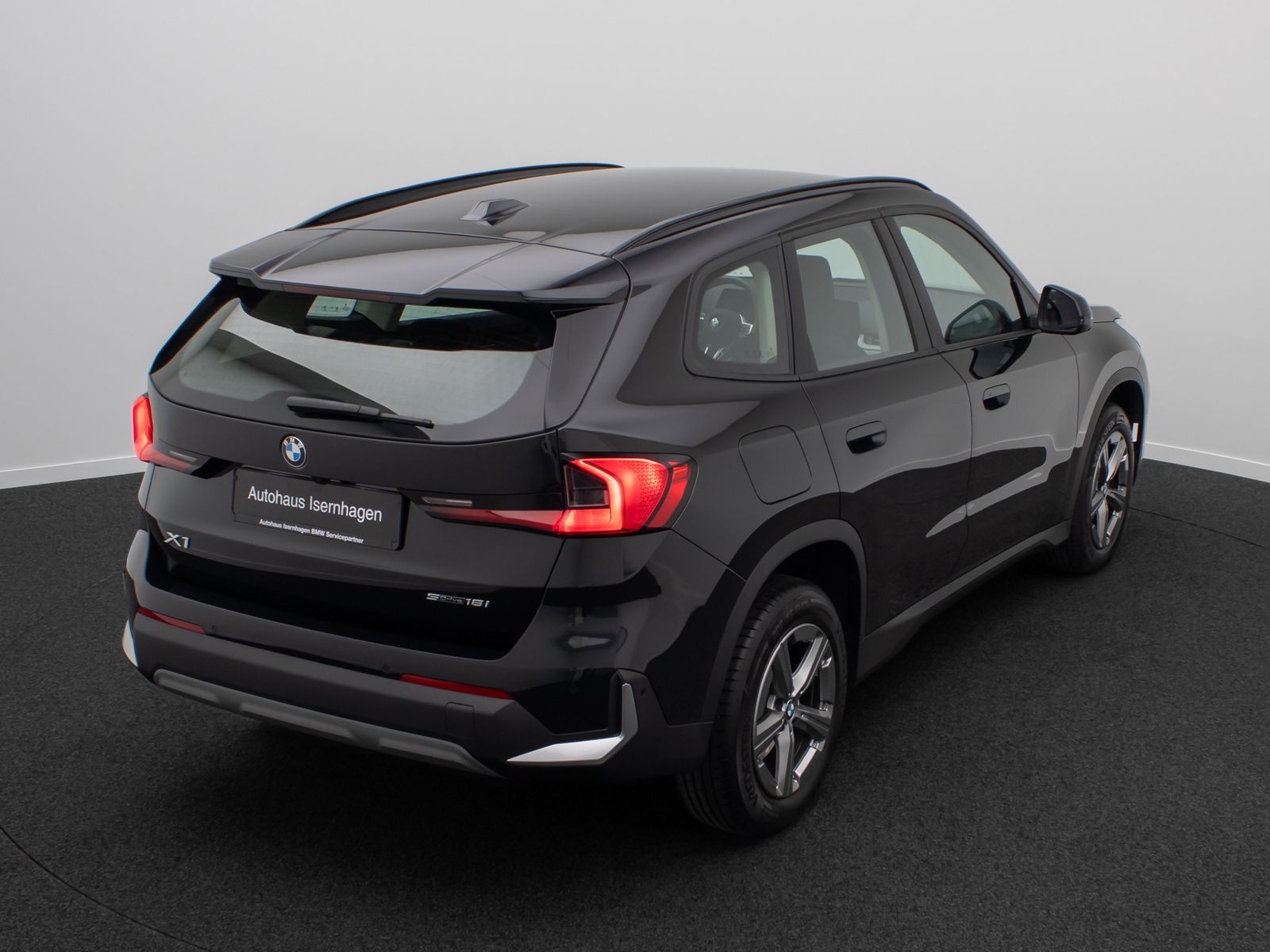 BMW X1 2023 г. Чёрный, пробег 20447 км