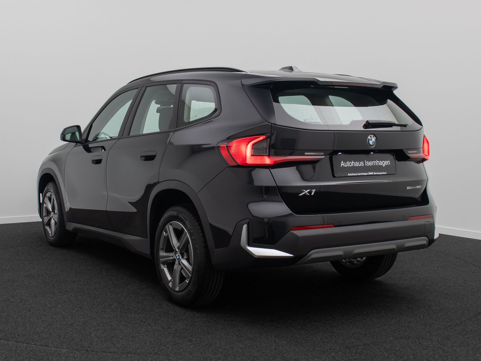 BMW X1 2023 г. Чёрный, пробег 20447 км