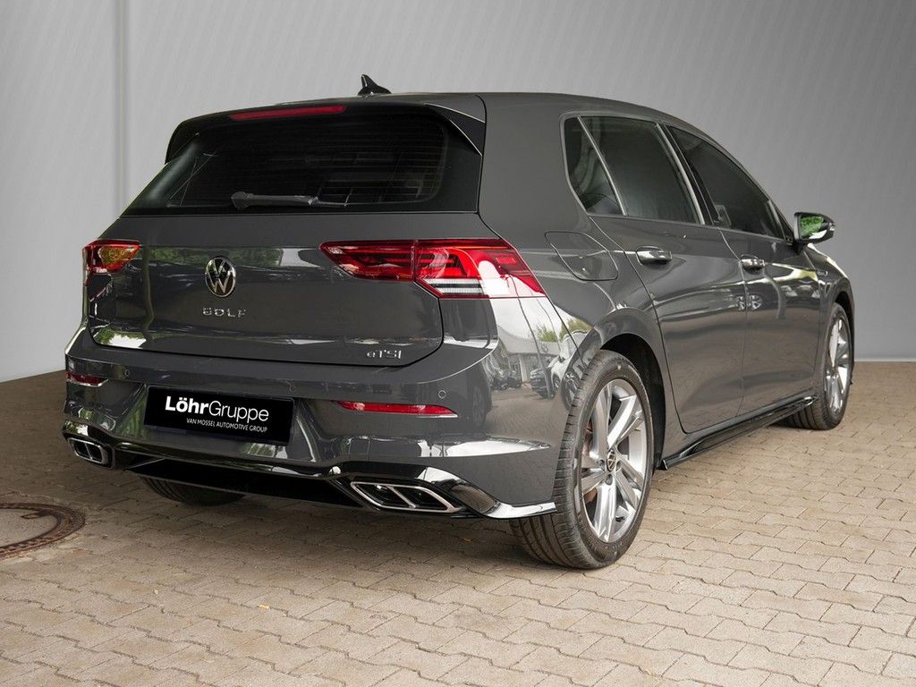 Volkswagen Golf 2024 г. Серый, пробег 36419 км