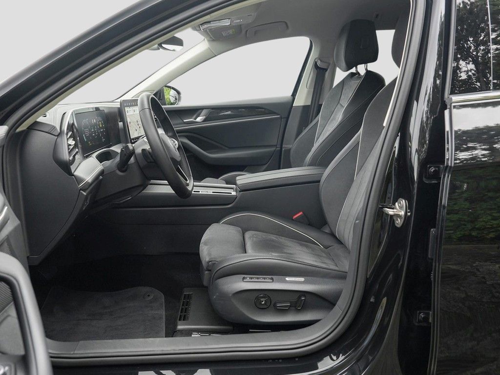 Volkswagen PASSAT VARIANT 2025 г. Чёрный, пробег 18793 км