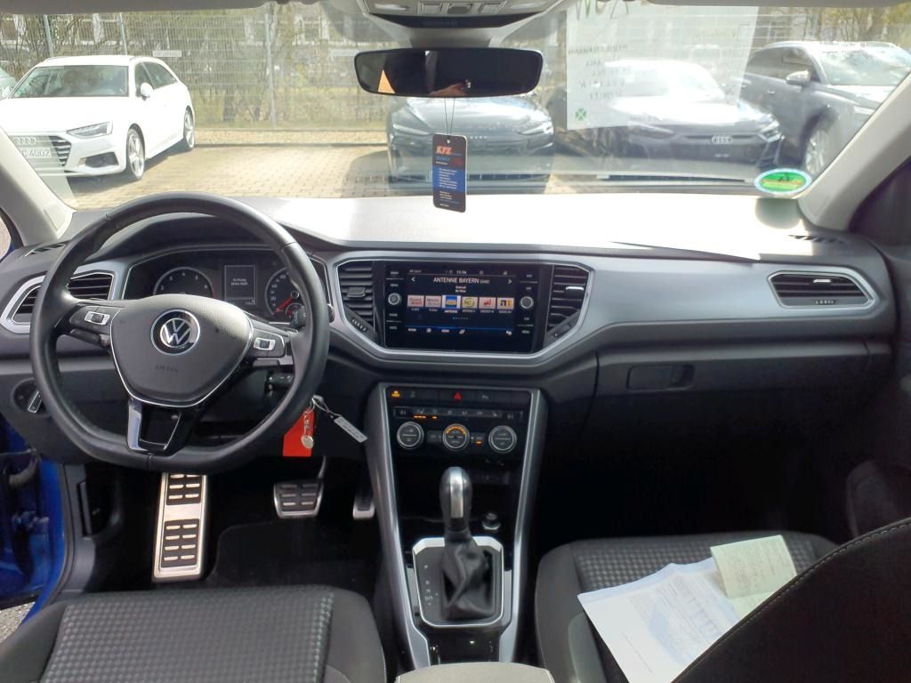 Volkswagen T-Roc 2022 г. Синий, пробег 37152 км