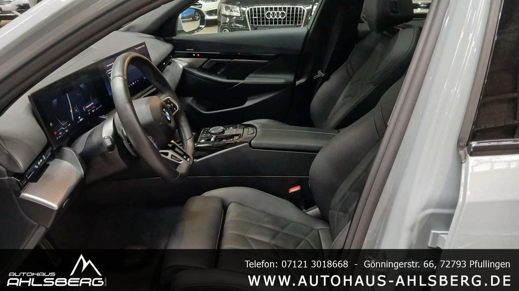 BMW 520 2025 г. Серый, пробег 9600 км