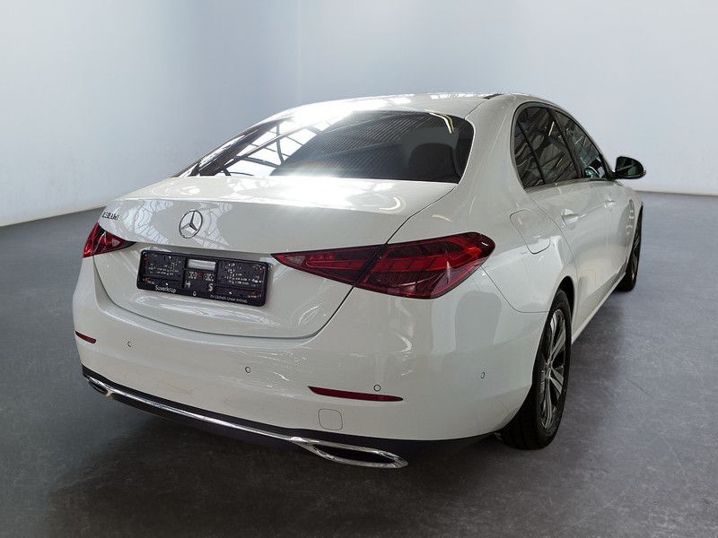 Mercedes-Benz C 300 2022 г. Белый, пробег 44540 км