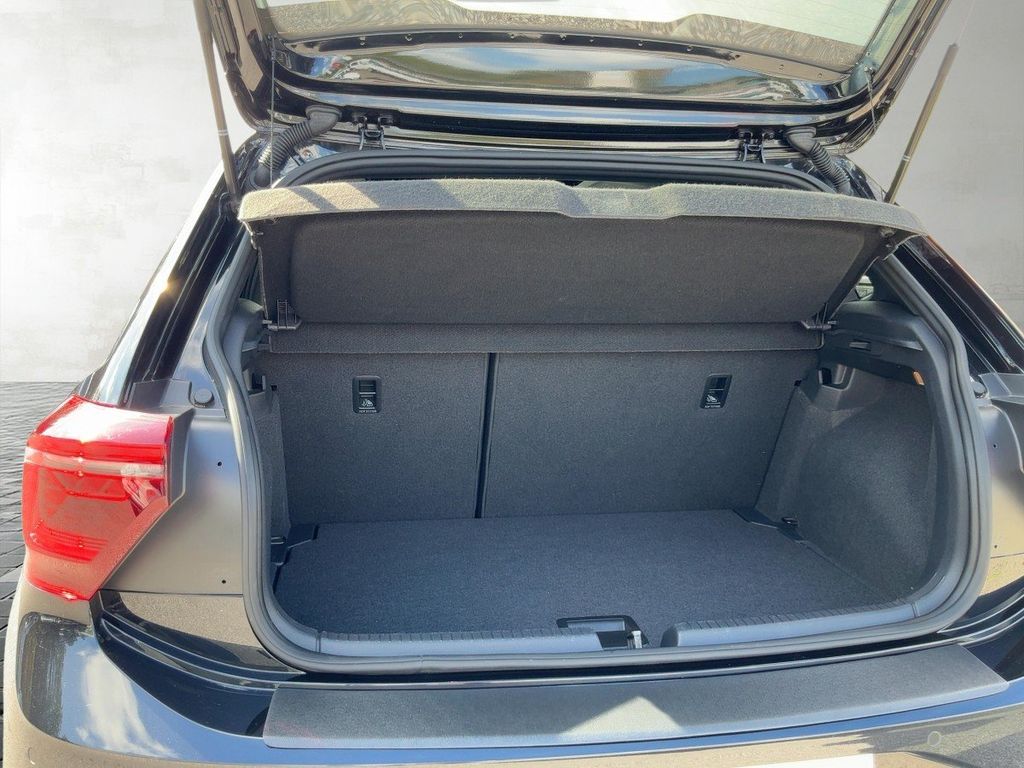 Volkswagen Polo 2022 г. Чёрный, пробег 44137 км
