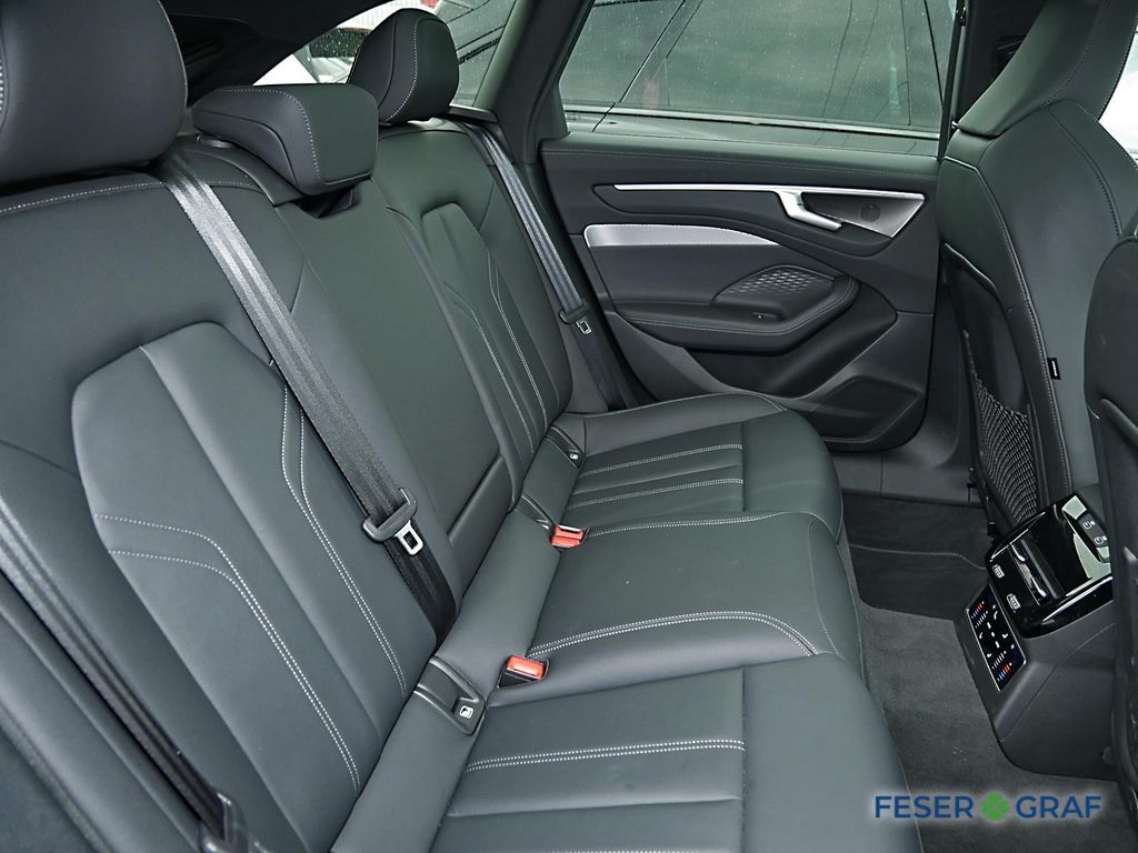 Audi A6 2025 г. Чёрный, пробег 27456 км