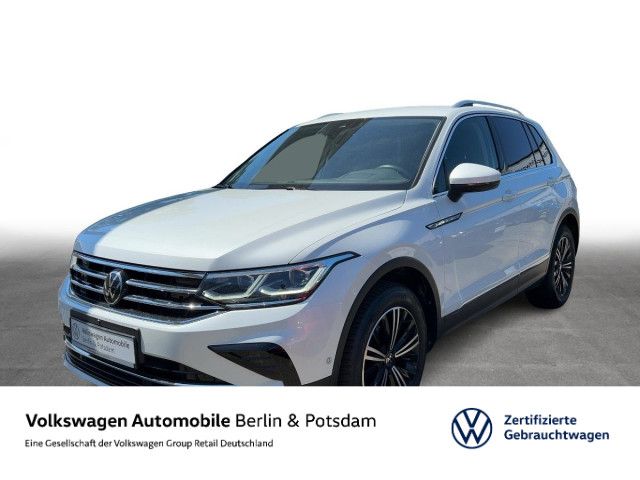 Volkswagen Tiguan 2023 г. Белый, пробег 28415 км