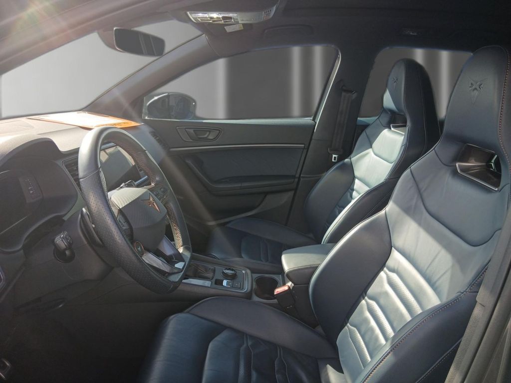 Cupra Ateca 2023 г. Серый, пробег 55268 км