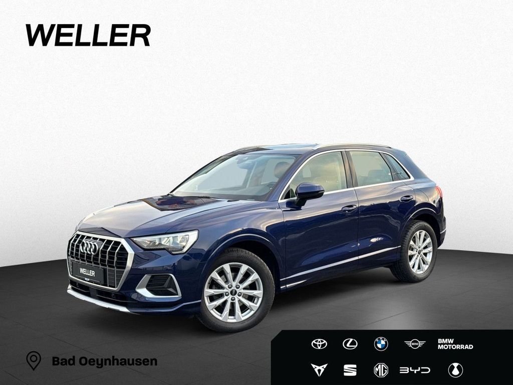 Audi Q3 2021 г. Синий, пробег 47000 км