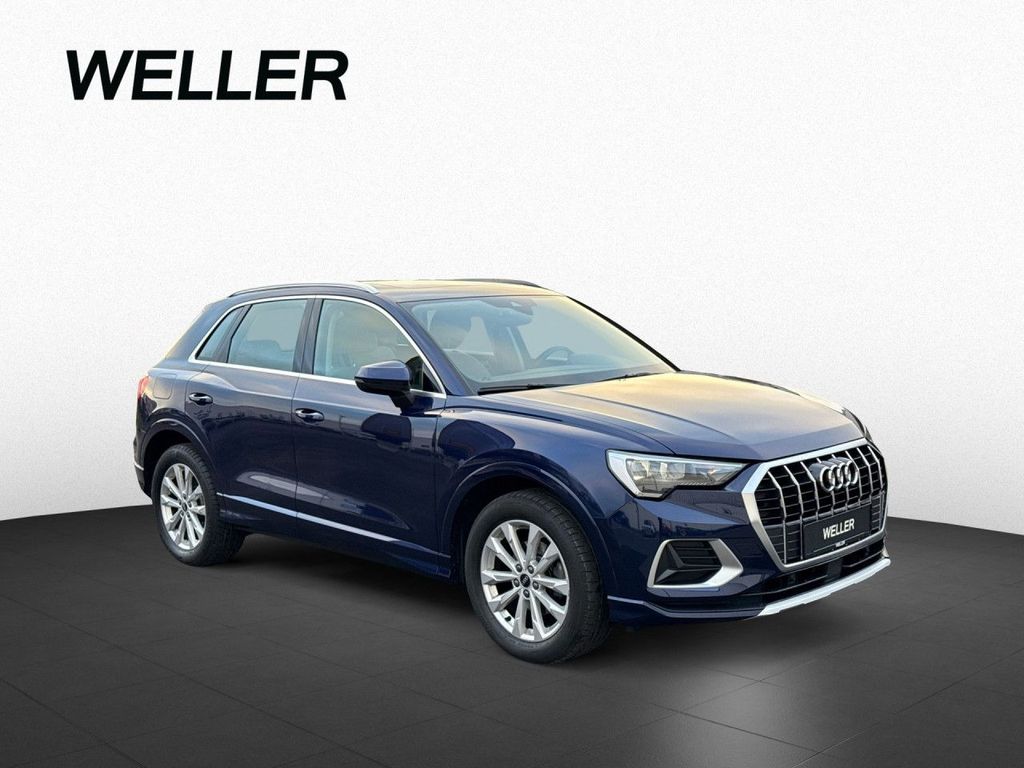 Audi Q3 2021 г. Синий, пробег 47000 км