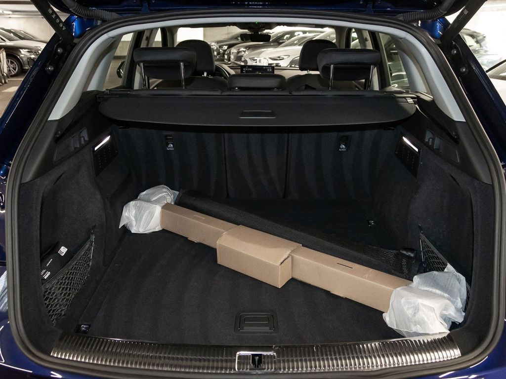 Audi Q5 2025 г. Синий, пробег 24960 км