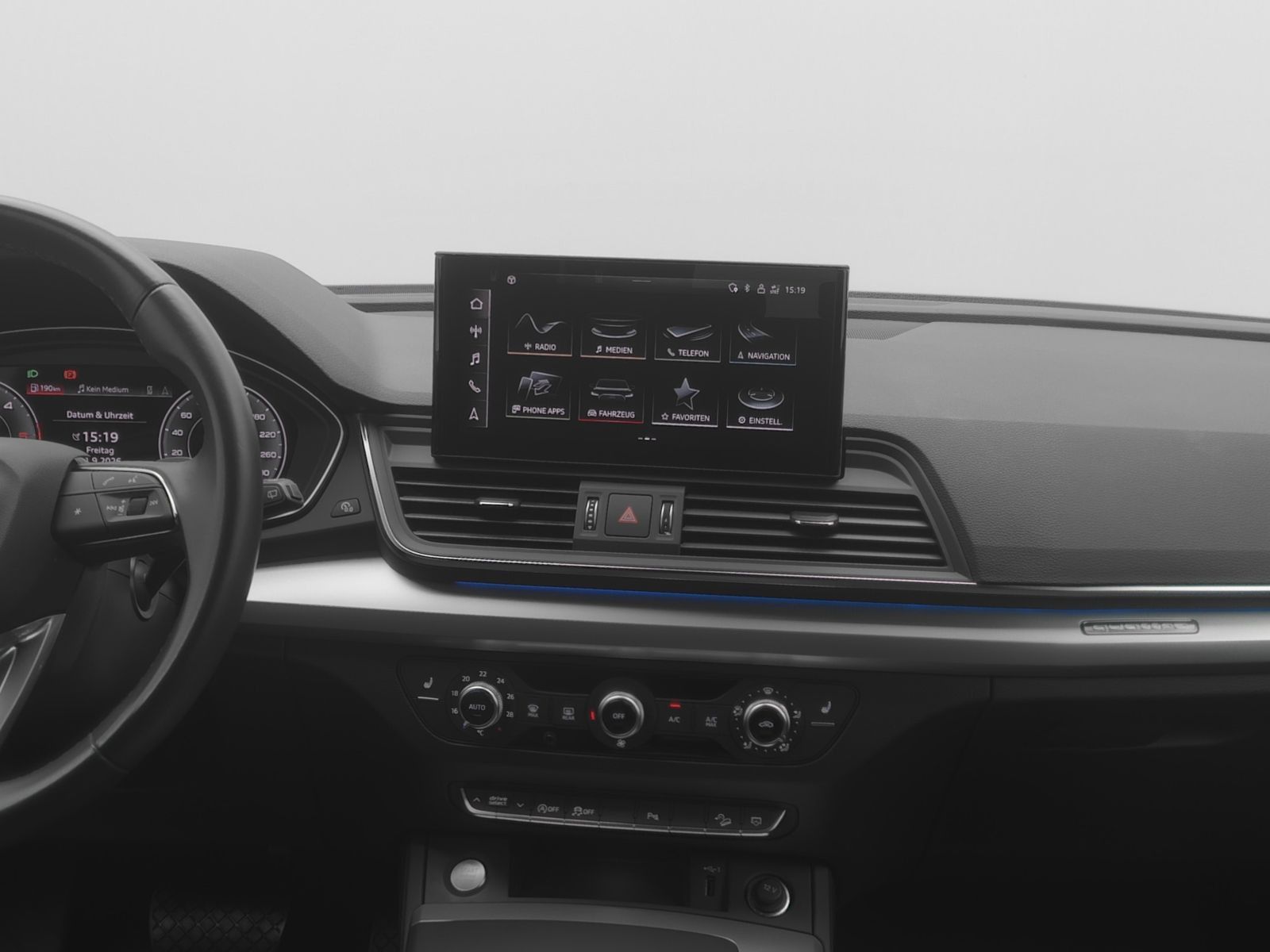 Audi Q5 2023 г. Синий, пробег 45700 км