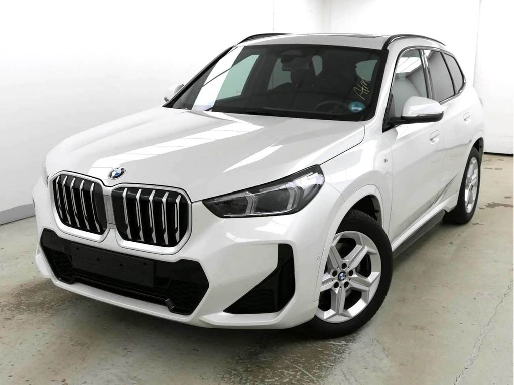 BMW X1 2025 г. Белый, пробег 25300 км