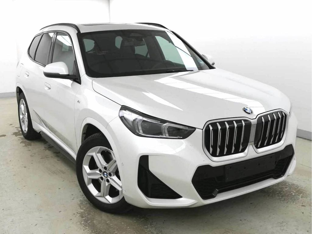 BMW X1 2025 г. Белый, пробег 25300 км