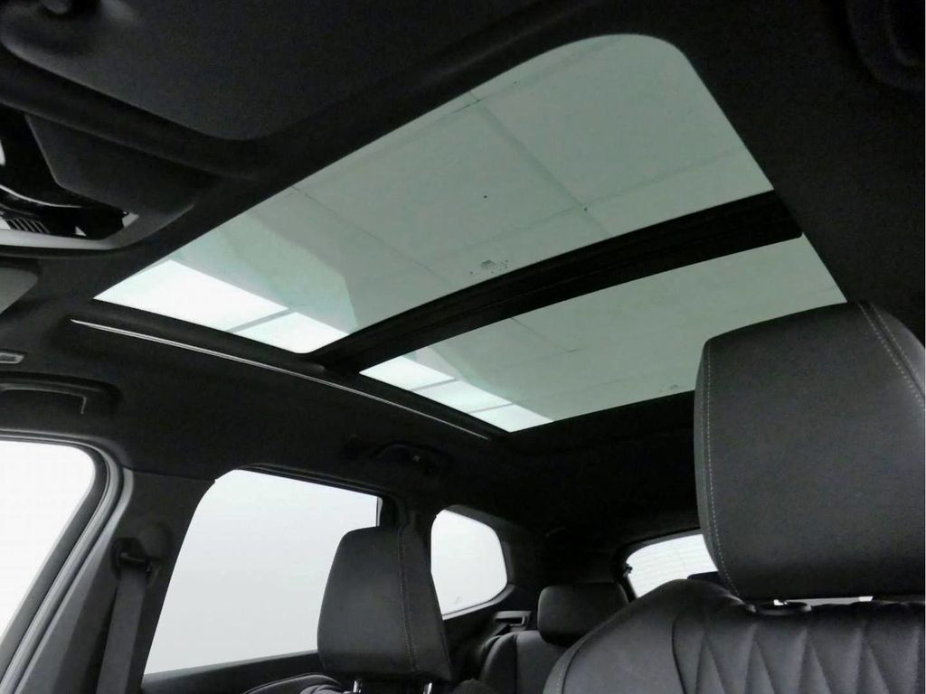 BMW X1 2025 г. Белый, пробег 25300 км