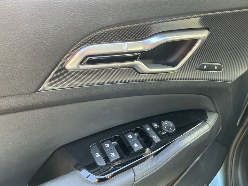 Kia Sportage 2022 г. Серый, пробег 59997 км