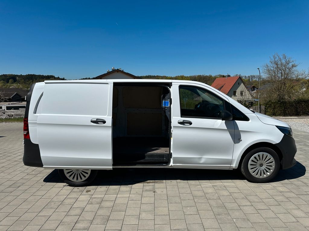 Mercedes-Benz Vito 2025 г. Белый, пробег 48400 км
