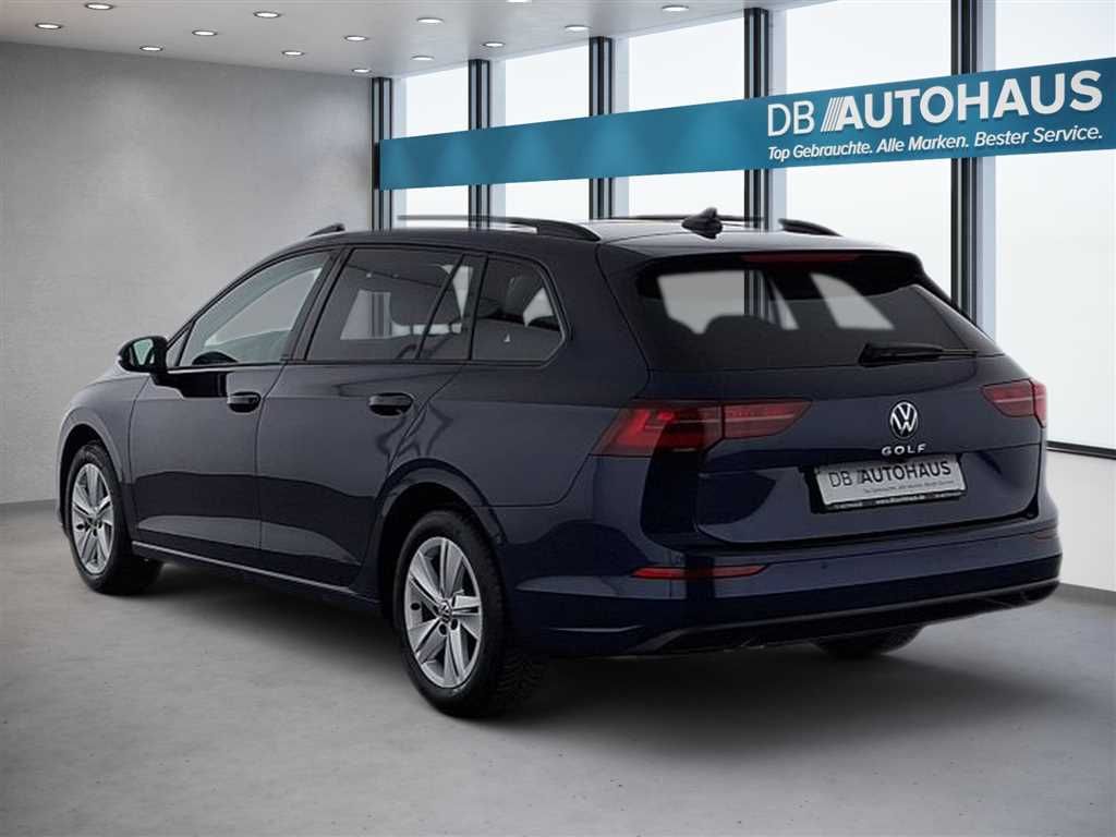 Volkswagen Golf 2024 г. Синий, пробег 40267 км