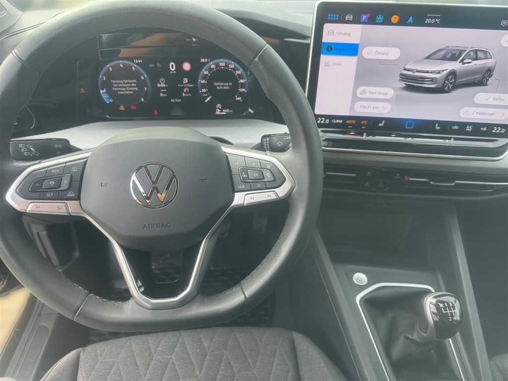 Volkswagen Golf 2025 г. Чёрный, пробег 50428 км