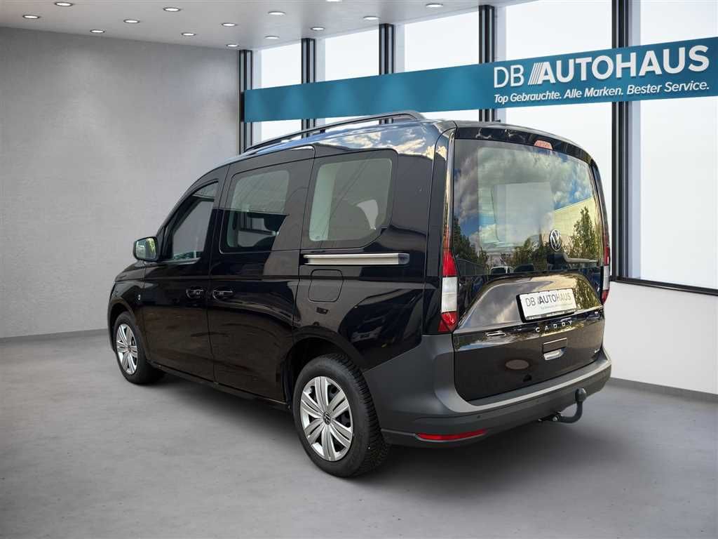 Volkswagen Caddy 2023 г. Чёрный, пробег 43092 км