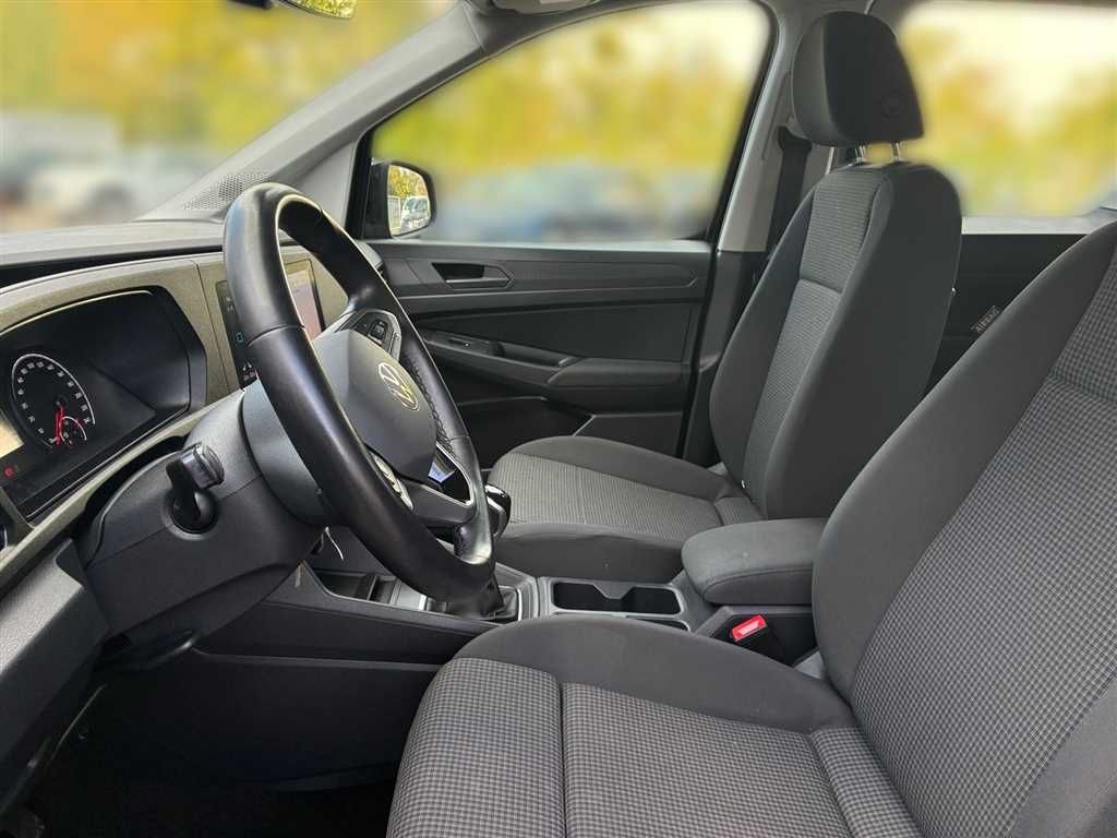 Volkswagen Caddy 2023 г. Чёрный, пробег 43092 км