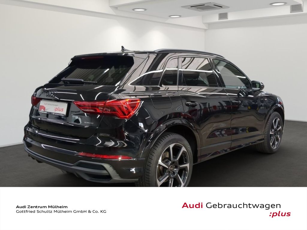 Audi Q3 2023 г. Чёрный, пробег 50467 км