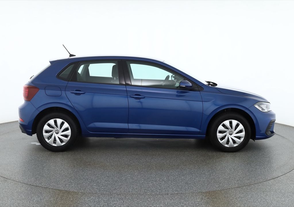 Volkswagen Polo 2023 г. Синий, пробег 16348 км