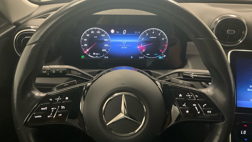 Mercedes-Benz C 180 2023 г. Серый, пробег 58702 км