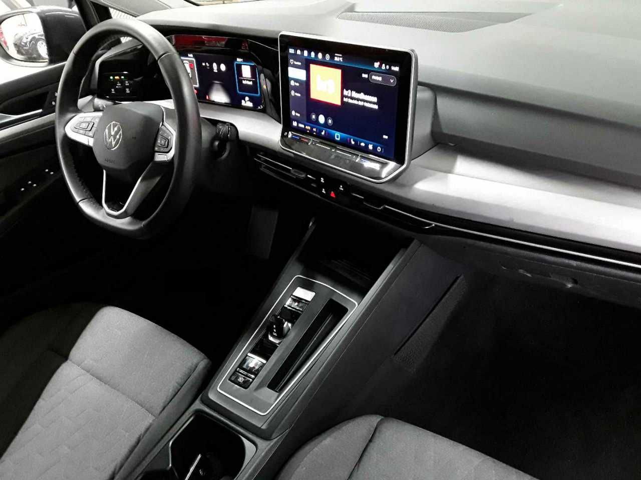 Volkswagen Golf 2025 г. Серый, пробег 59858 км