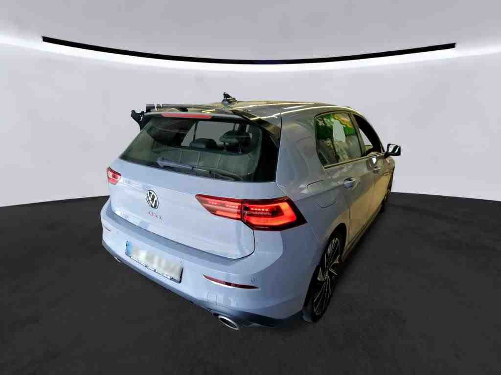 Volkswagen Golf 2023 г. Серый, пробег 34400 км