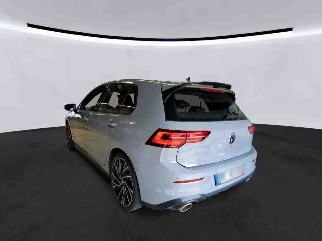 Volkswagen Golf 2023 г. Серый, пробег 34400 км