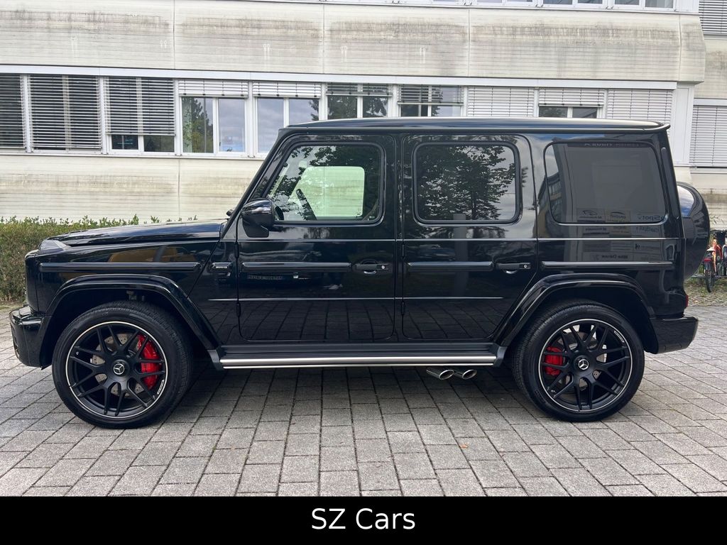 Mercedes-Benz G 63 AMG 2022 г. Чёрный, пробег 11139 км