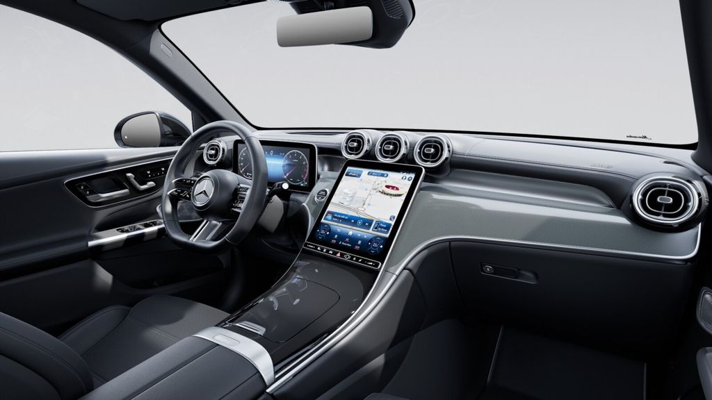 Mercedes-Benz GLC 300 2025 г. Серый, пробег 21500 км
