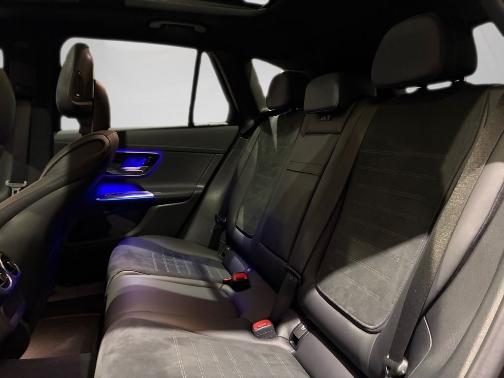 Mercedes-Benz GLC 300 2025 г. Серый, пробег 9954 км