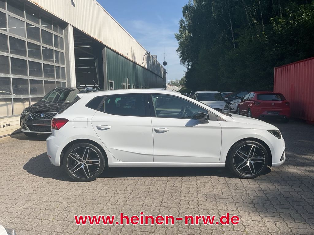 SEAT Ibiza 2021 г. Белый, пробег 52098 км