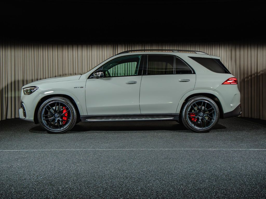 Mercedes-Benz GLE 63 AMG 2023 г. Серый, пробег 24500 км