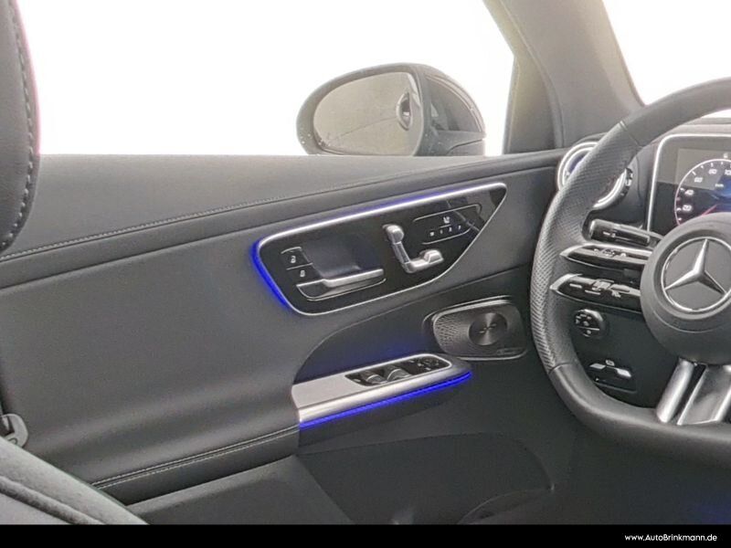 Mercedes-Benz GLC 300 2025 г. Чёрный, пробег 9800 км