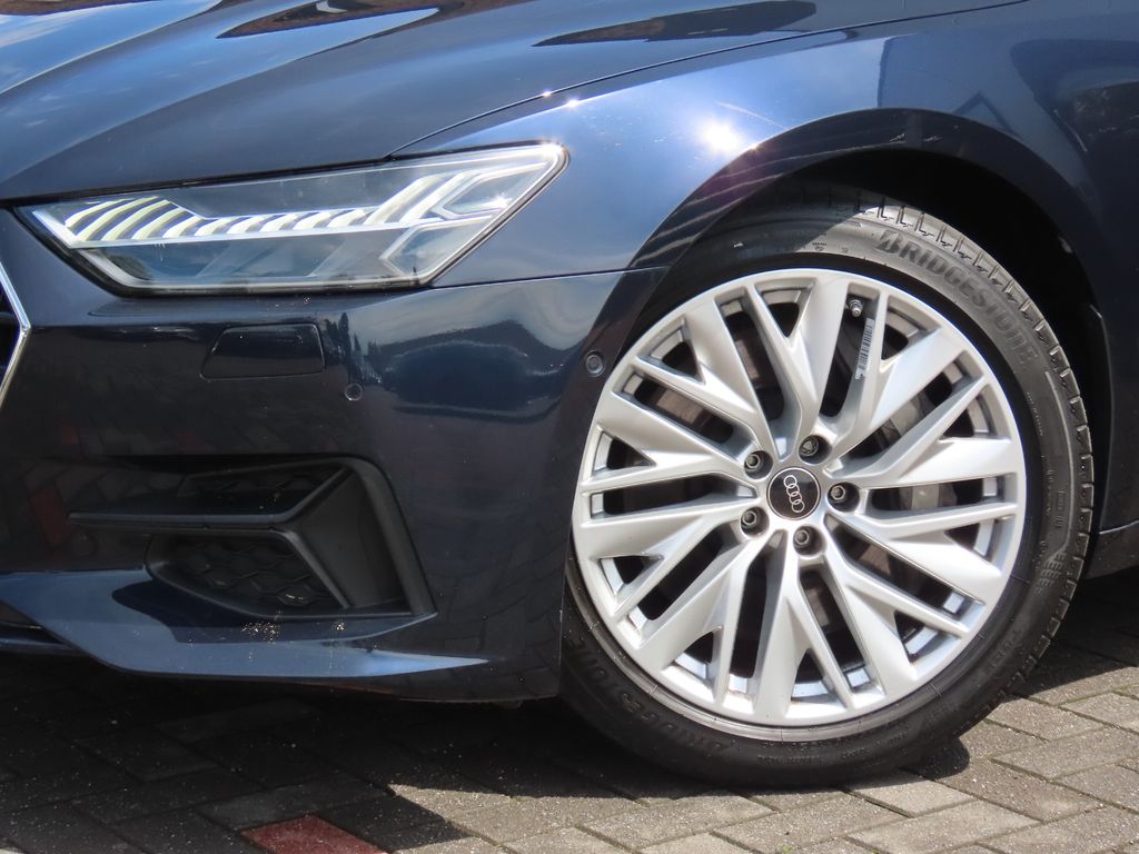 Audi A7 2022 г. Синий, пробег 45642 км