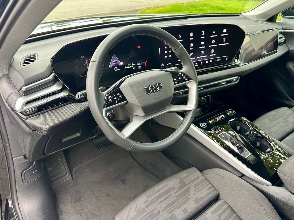 Audi A6 2026 г. Чёрный, пробег 30890 км