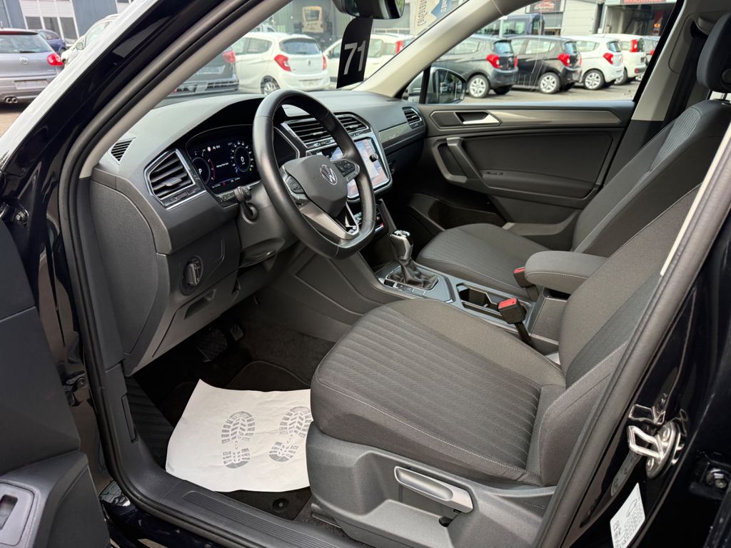 Volkswagen TIGUAN ALLSPACE 2025 г. Чёрный, пробег 25000 км
