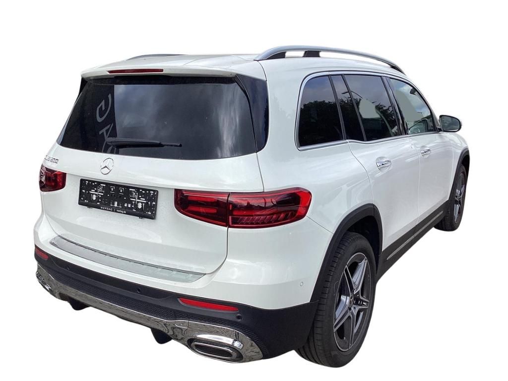 Mercedes-Benz GLB 200 2025 г. Белый, пробег 3500 км