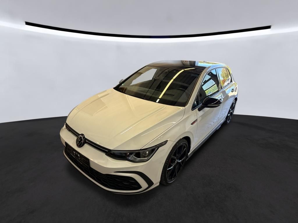 Volkswagen Golf 2022 г. Белый, пробег 48364 км