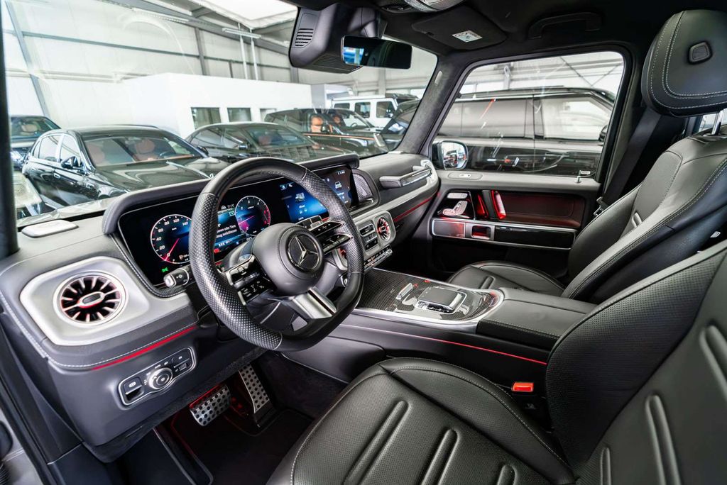 Mercedes-Benz G 450 2025 г. Серый, пробег 40773 км