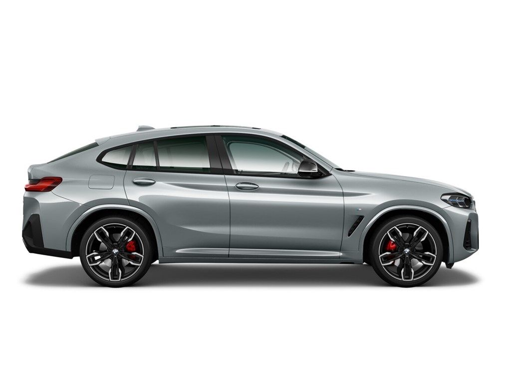 BMW X4 M40 2023 г. Серый, пробег 47627 км