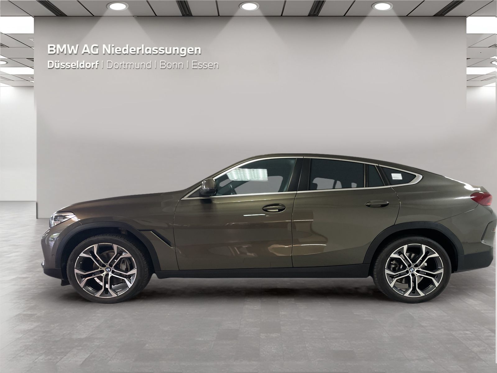 BMW X6 2022 г. Зелёный, пробег 29242 км