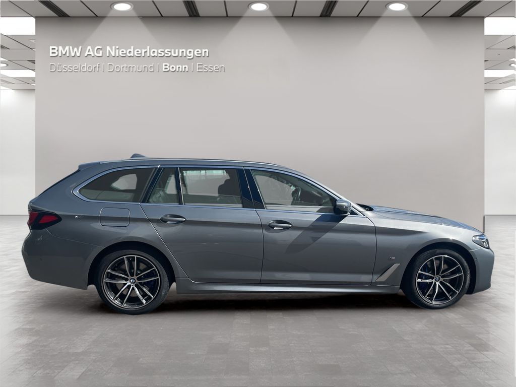 BMW 530 2023 г. Серый, пробег 54061 км