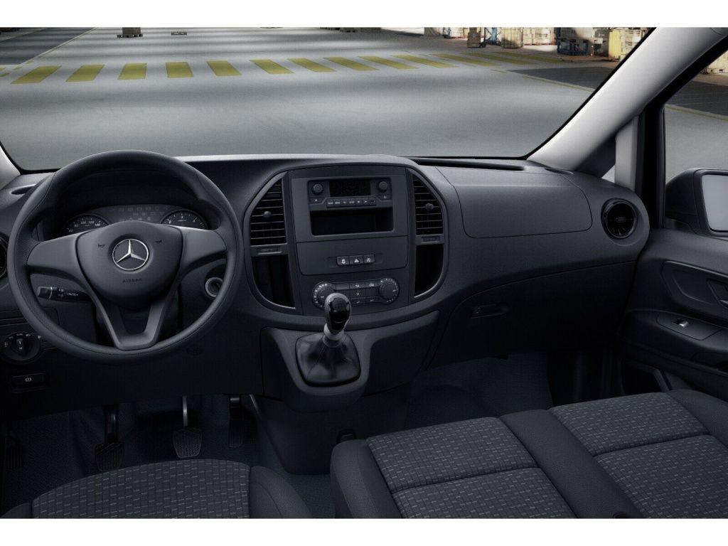 Mercedes-Benz Vito 2022 г. Синий, пробег 24929 км