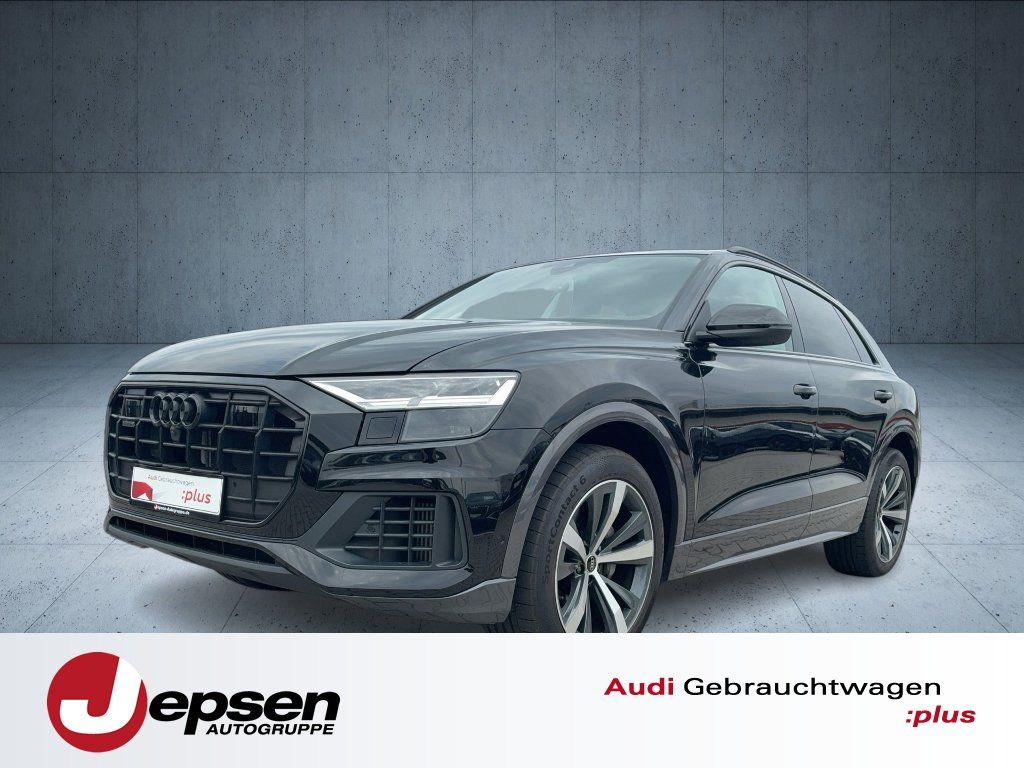 Audi Q8 2023 г. Чёрный, пробег 44402 км